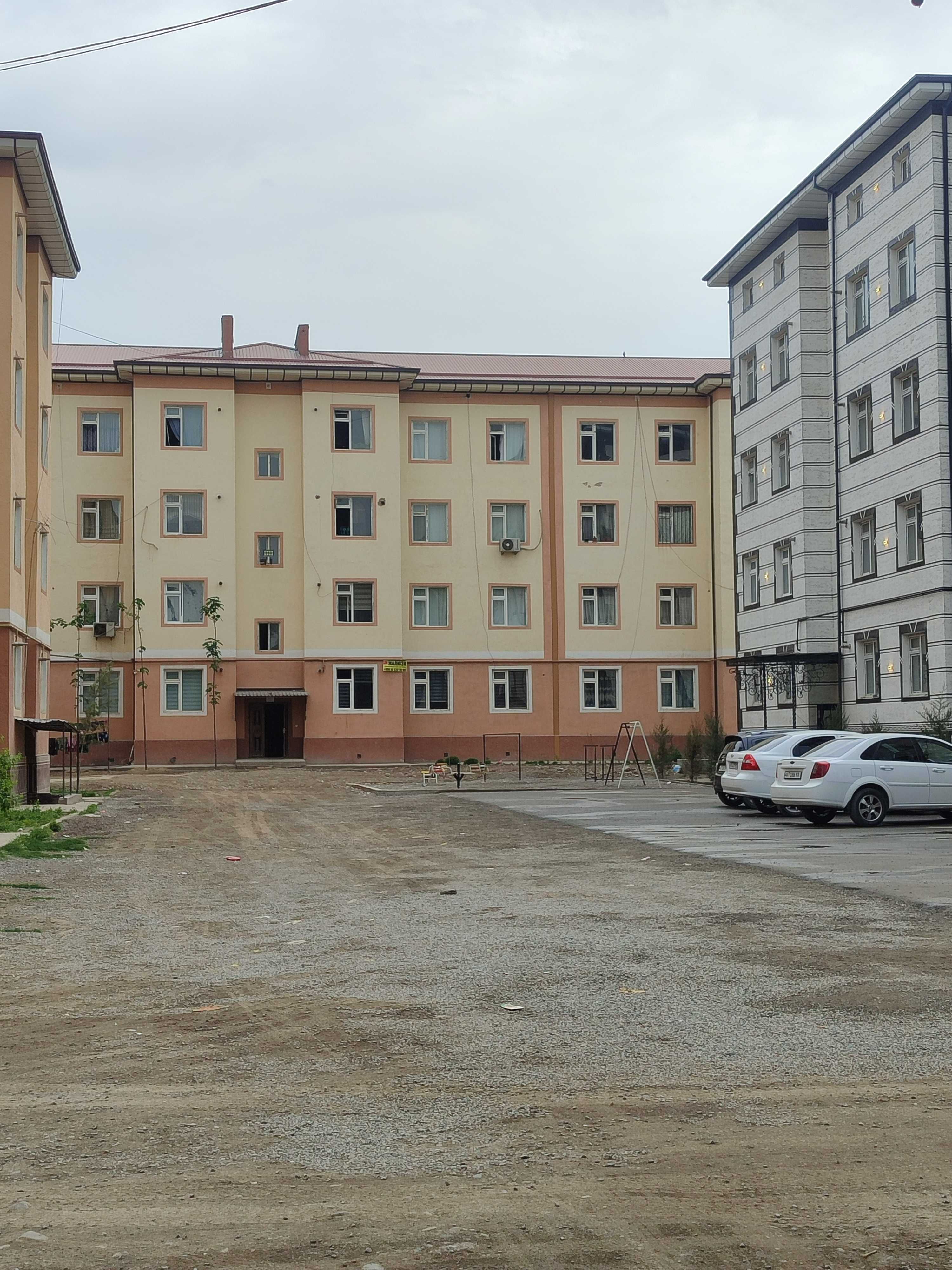 Квартира сотилади
