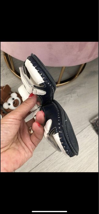 Sandale interior masurat 11 cm 11,5 cm marime 17 18