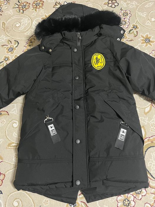 Куртка зимняя для мальчика, новая