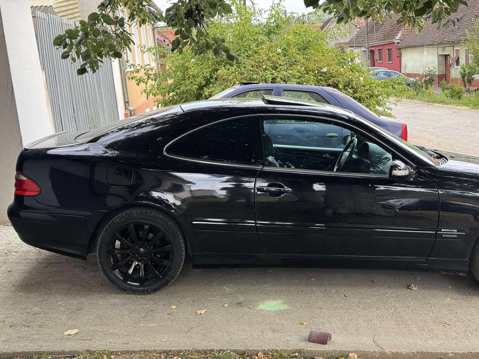 Vand sau schimb Mercedes-Benz Clk
