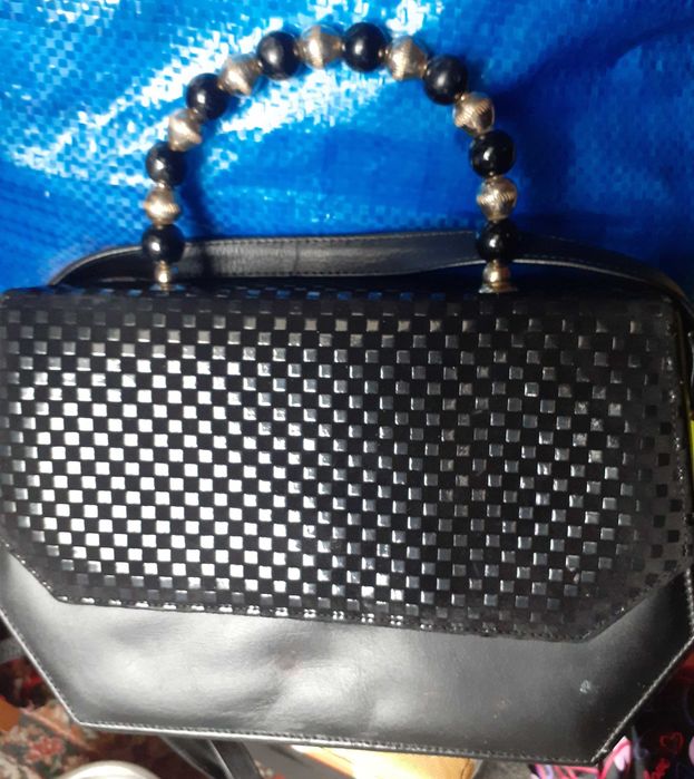 genti  aduse din italia, unele noi nepurtate de firma