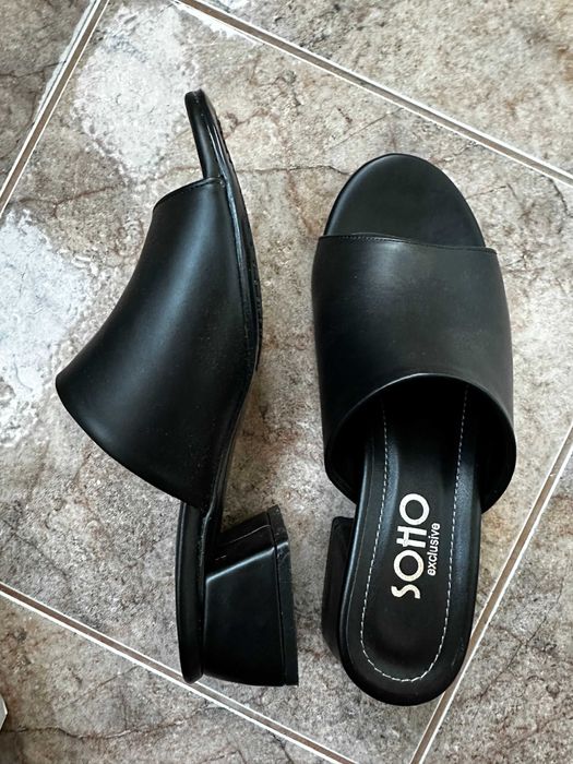 летни чехли Soho