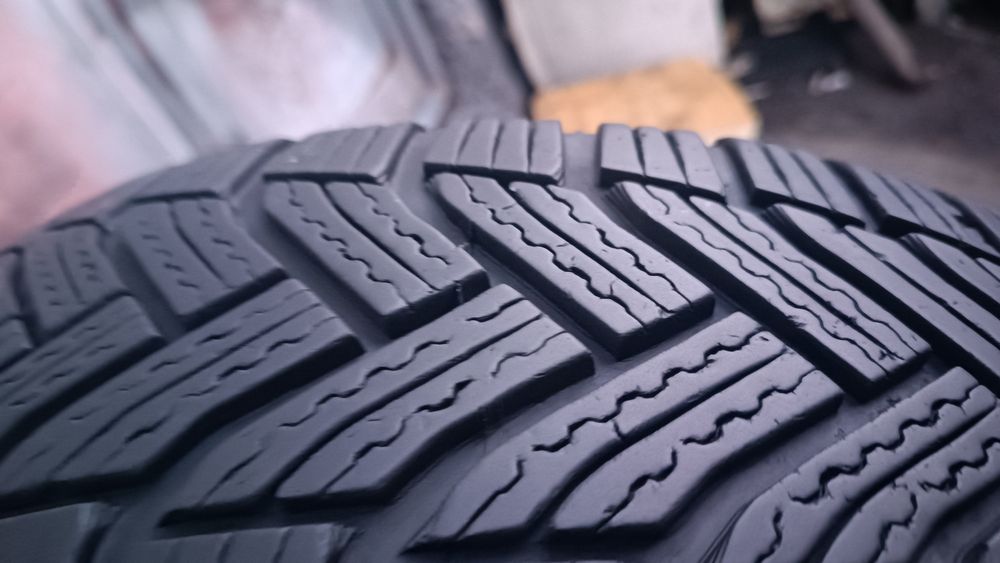 185/65/15 Michelin Дот 2723