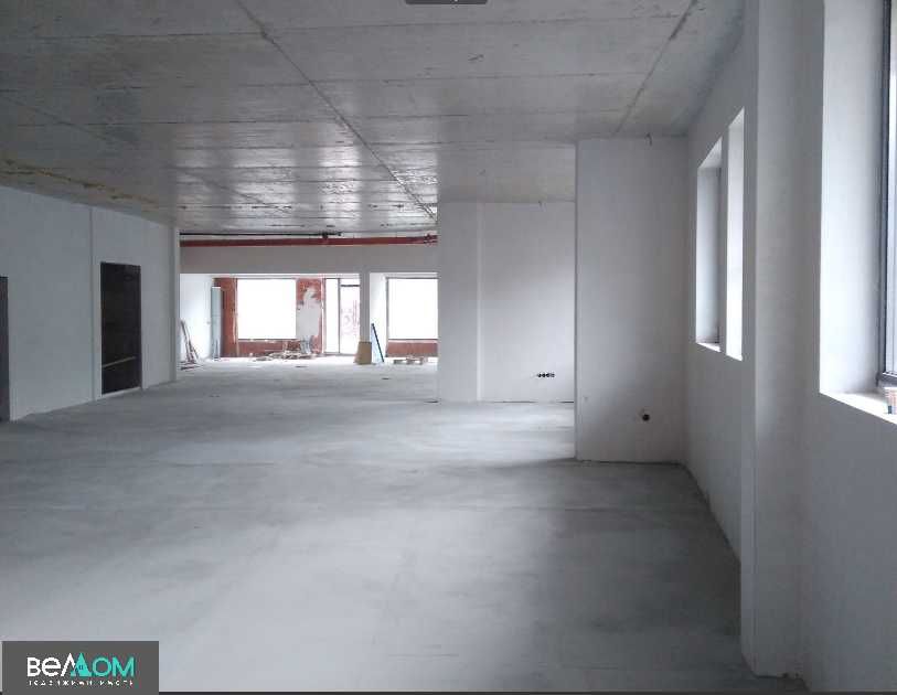 Дава се под наем Офис в Варна, Бриз - 400 кв.м за 4400 € - Снимка #3