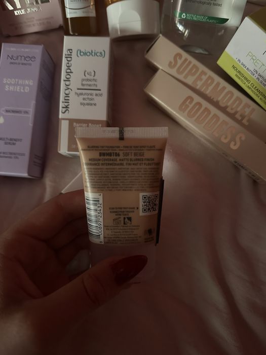 Kyile Cosmetics, NL beauty, NYX, BareCare, Maybelline