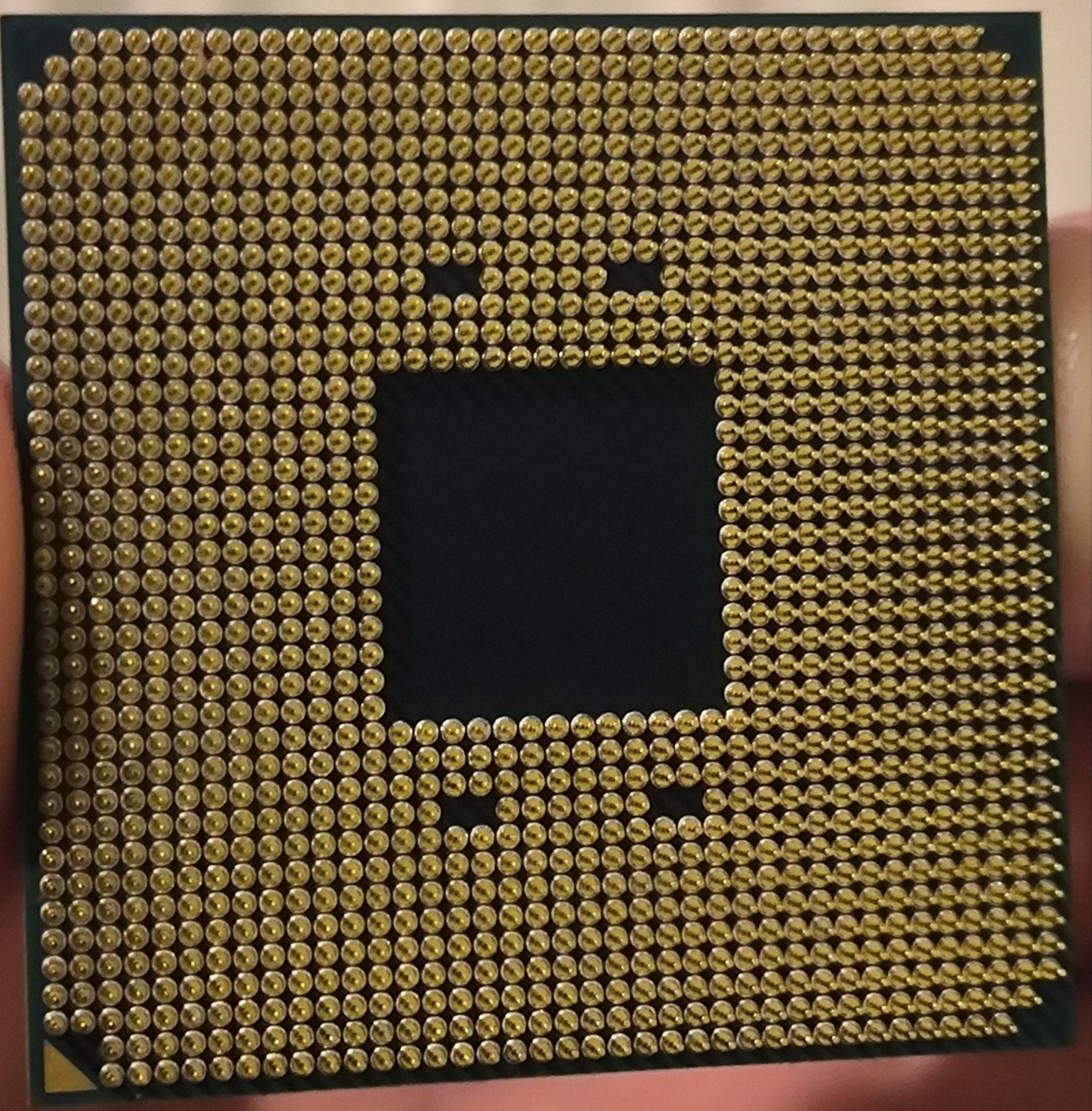 ryzen 3600 tray (без охладител)