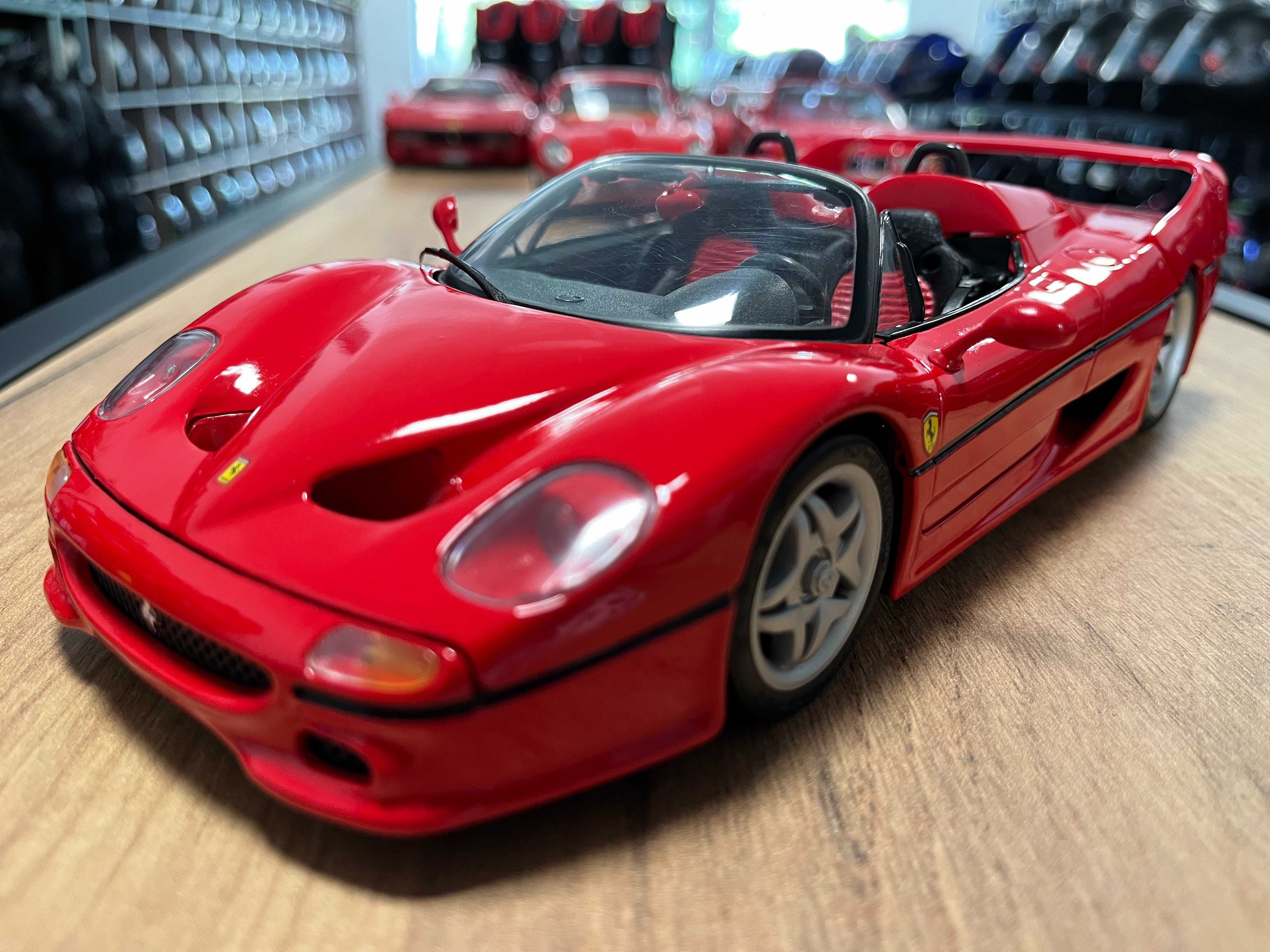 Метална колекционерска количка FERRARI  F50  CABRIO 1995г.1:18 мащаб