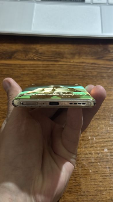 Infinix note 40 pro - 12/256gb