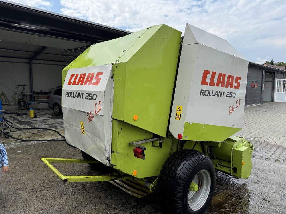 Claas rollant 250 46 roto cut balotiera rotunda presa welger rp 12