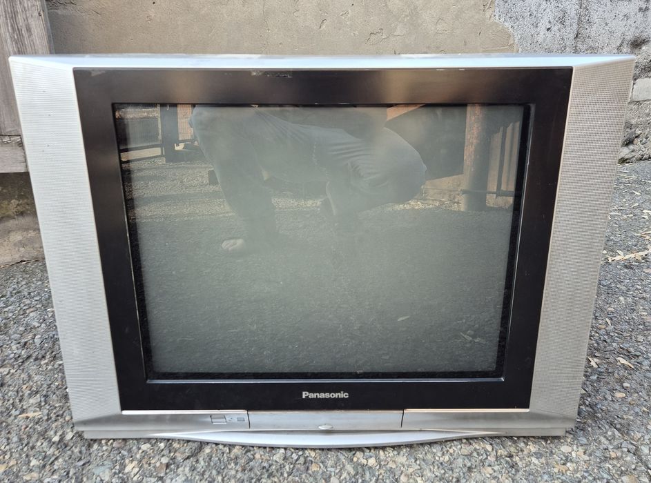 Продам два телевизора!