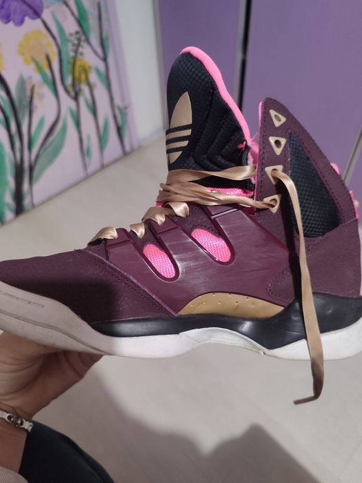 Маратонки Adidas