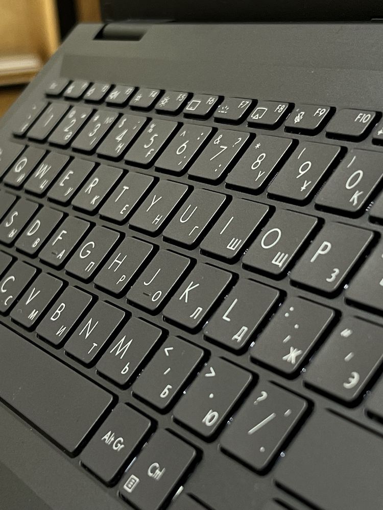 ASUS ExpertBook | Intel Core i5-1335U | ОЗУ 16Gb | SSD 256Gb