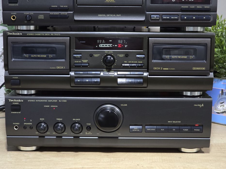 Linie audio TECHNICS, amplificator, deck, tuner, pick-up, cd-player