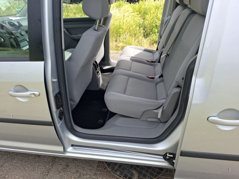 vw caddy maxi 7 locuri 2.0tdi,140cp,model 2010