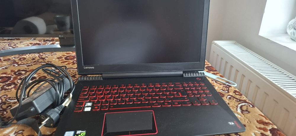 Laptop Lenovo Legion Y520