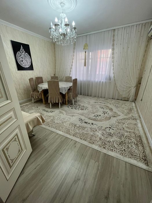 Продается ленинградская  3 комнатная квартира