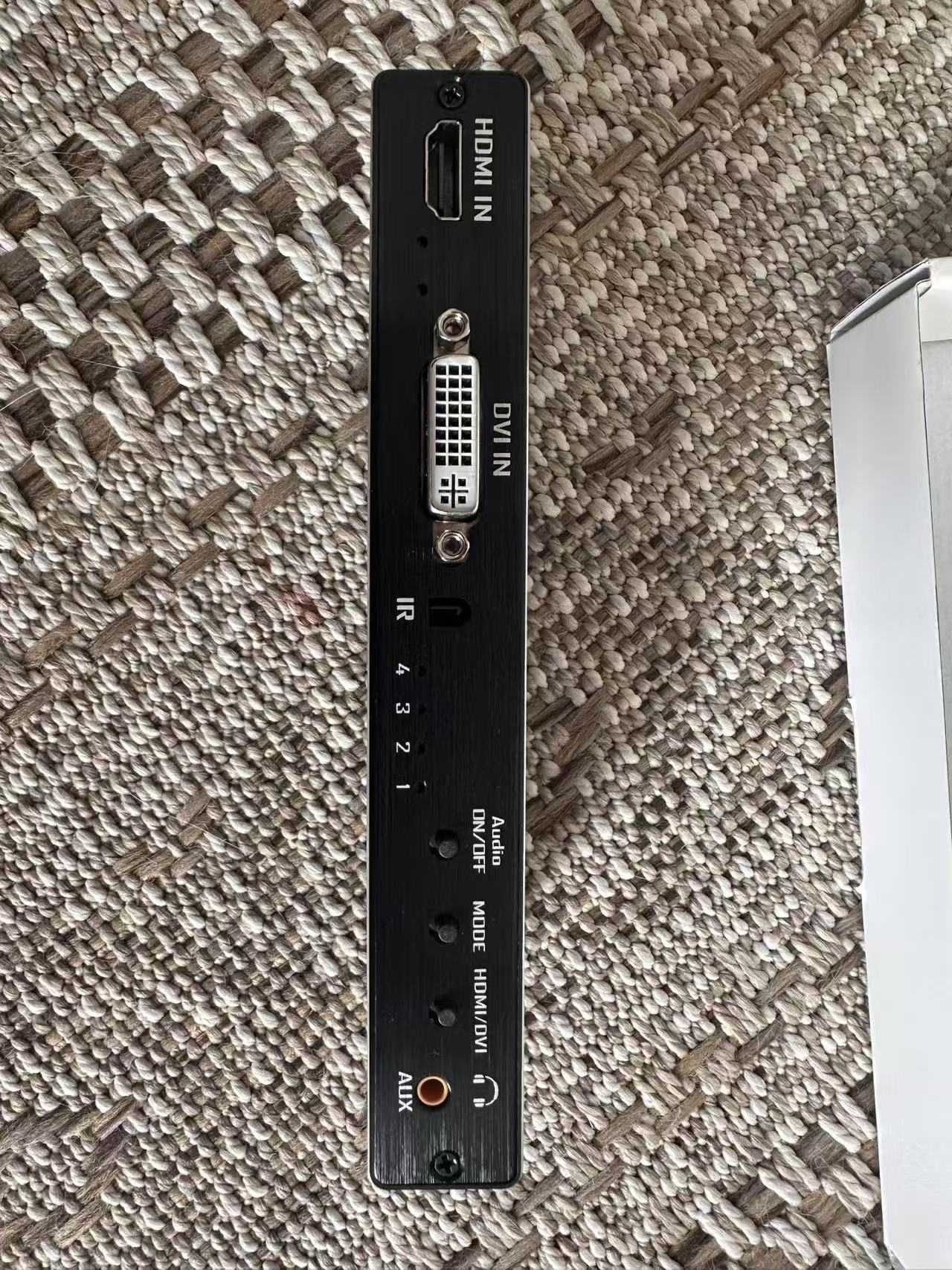 Switch HDMI 4K VideoWall / impartirea imaginii pe mai multe ecrane