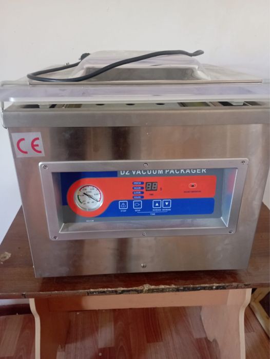 Продам ваккумный упаковщик срочно!