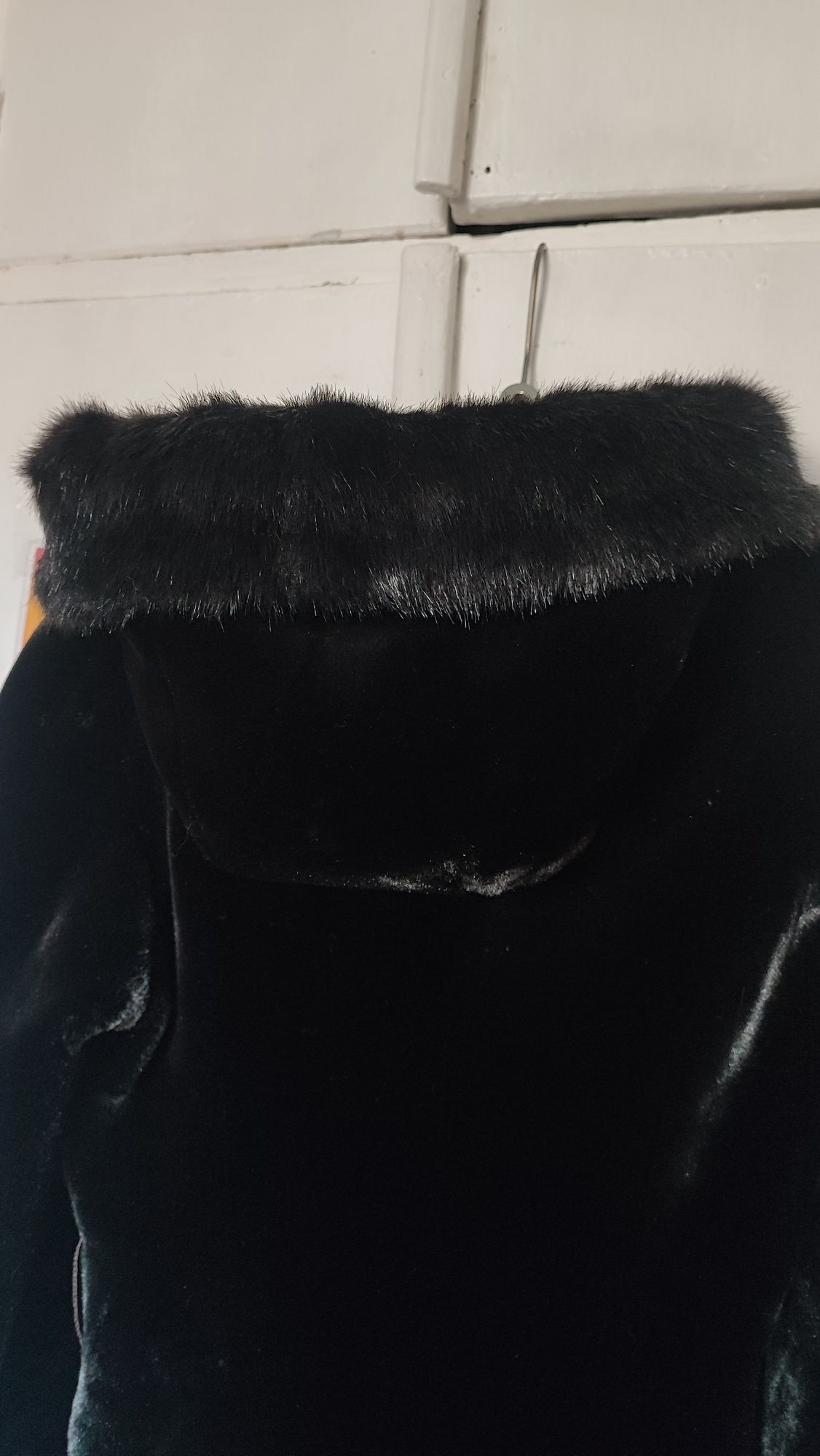 Продам классную шубку
