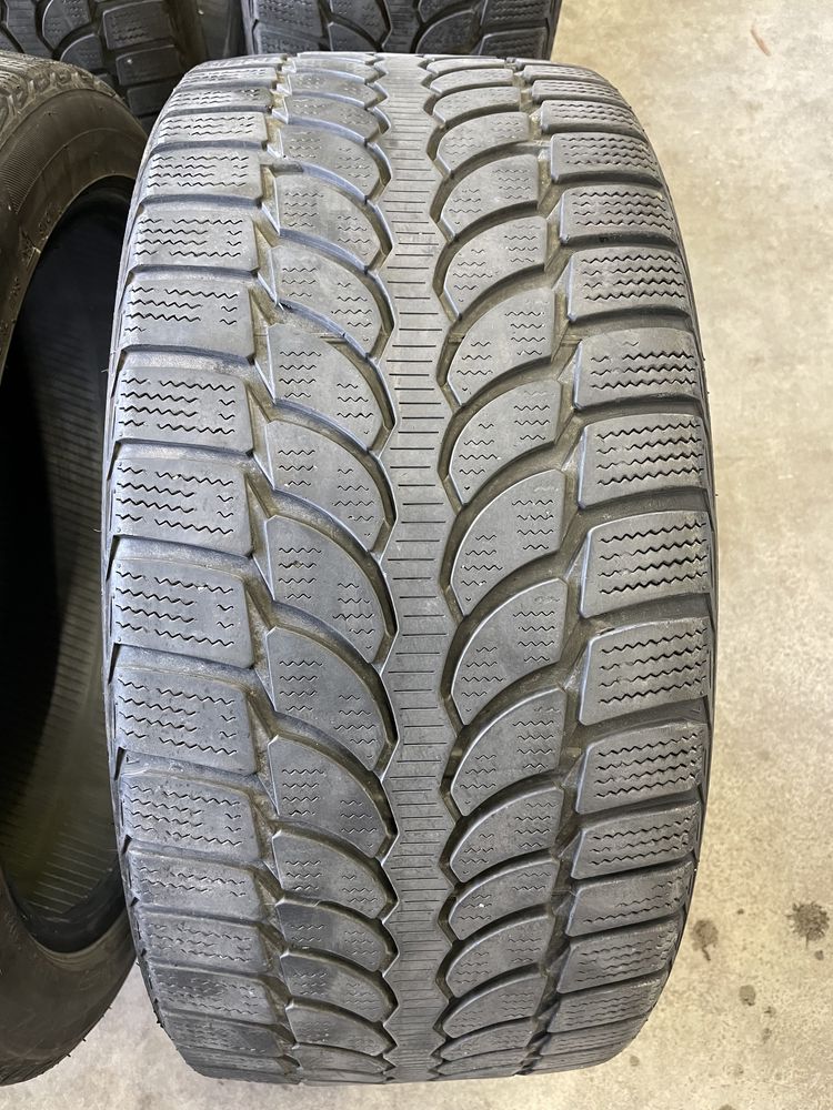 Гуми Bridgestone BLIZZAK 255/40R19