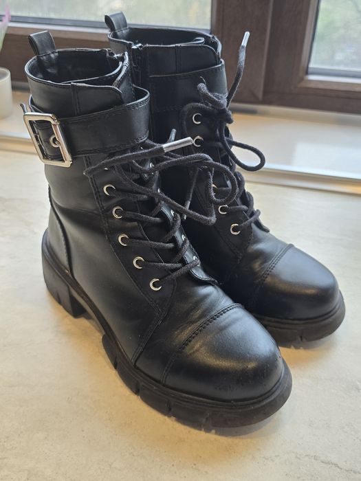 Ghete fete de iarna - imblanite