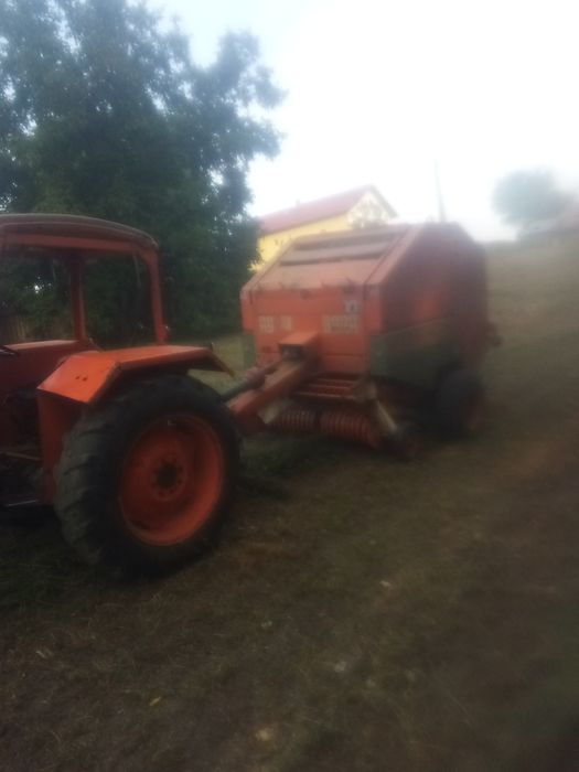 Vând presă de balotat