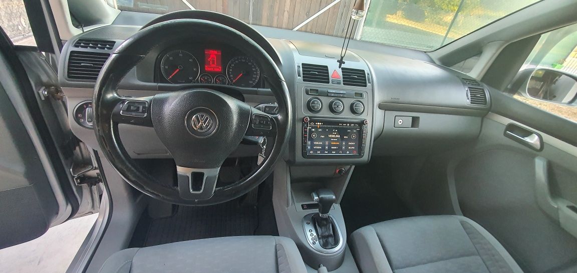 VW TOURAN 2.0TDI 140hp.