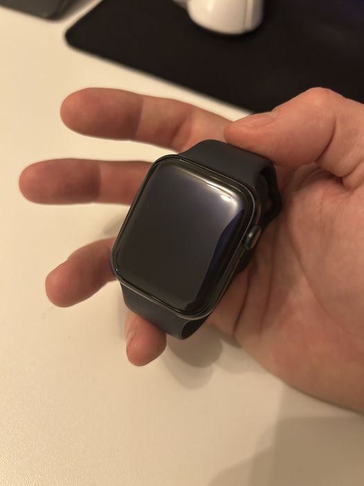 Vand Apple Watch SE 3 impecabil