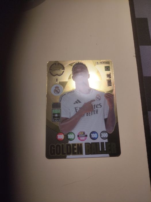 Vând cartonaș de fotbal Vini Jr