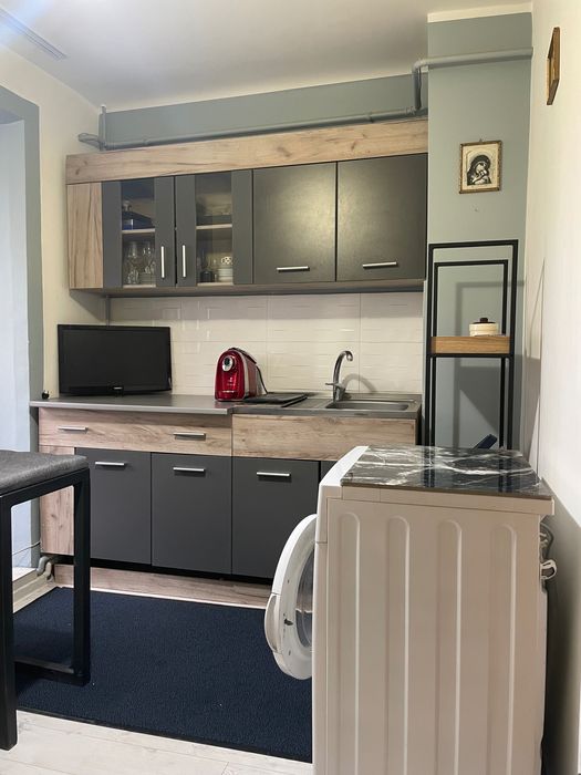 Vand apartament 2 camere , etaj 1 , Craiovita Noua