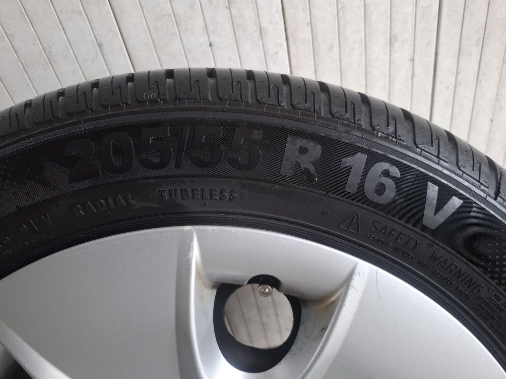 Jante bmw Cauciucuri vara semperit 205/55/16 dot 2023
