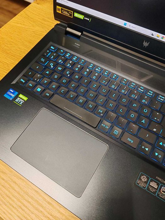 Acer Predator Helios 300  17.3'' 32RAM i7 RTX 3070ti 8GB