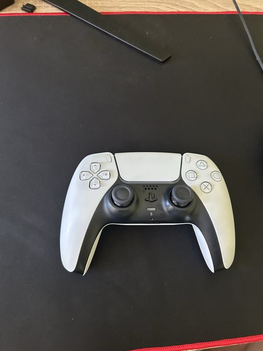 Play station 5 digital slim 1TB