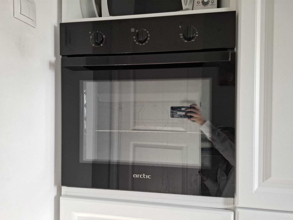 Pachet ARCTIC Cuptor incorporabil Electric + Plita incorporabila Gaz