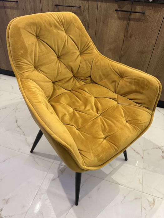 Scaun living tapitat