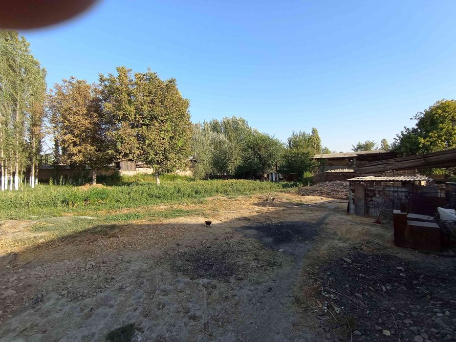 2 300 $ ga yer bor  . 2 300 $ га йер бор