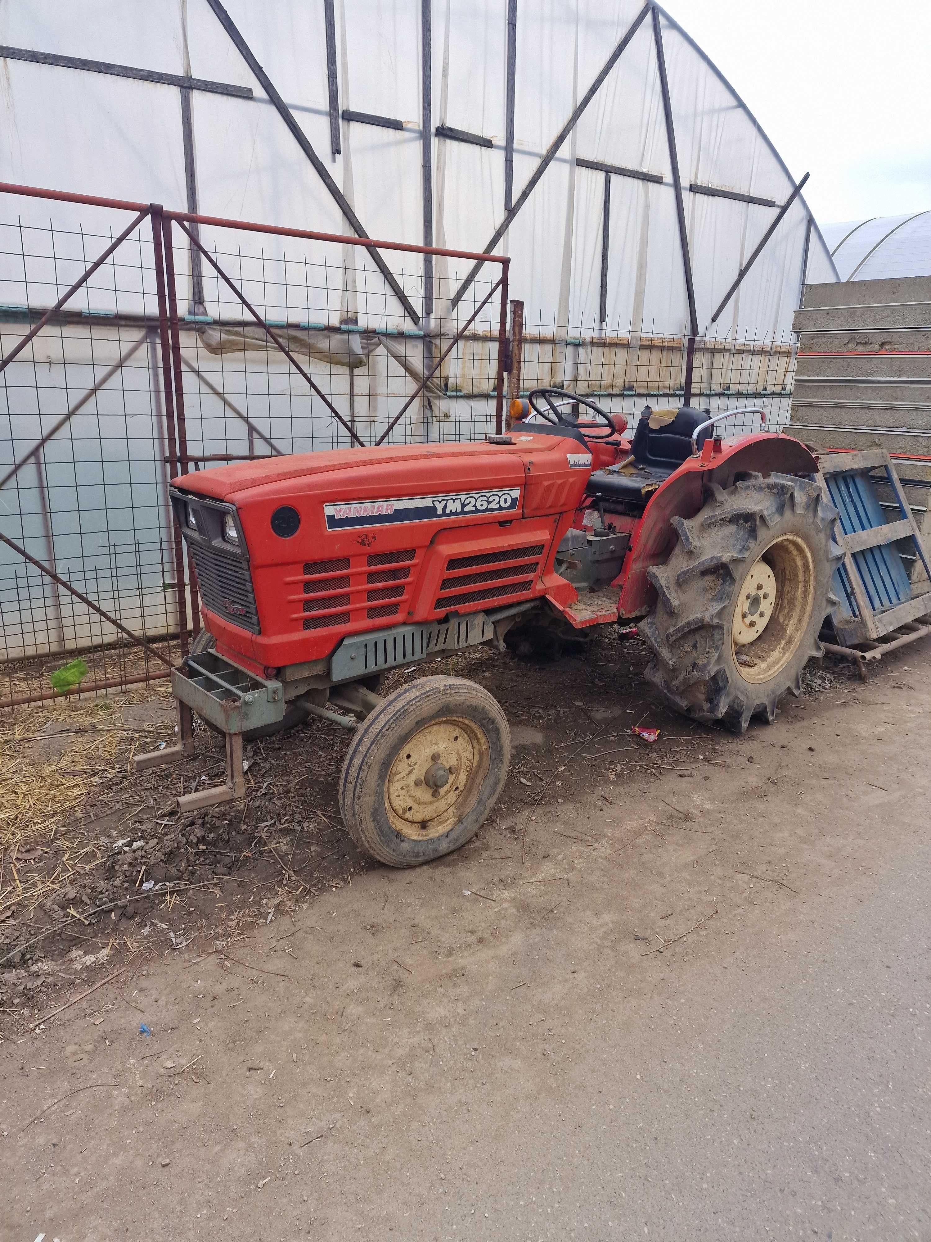 Vinzare tractor yanmar