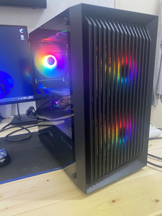 Системный блок . Не много б/у