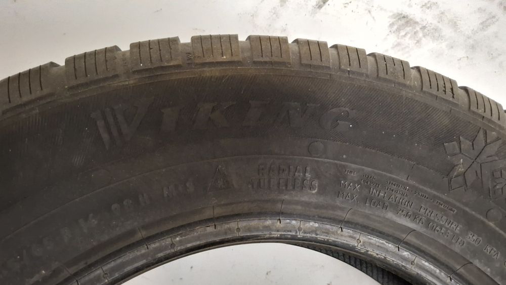 Anvelope,  cauciucuri de iarna Duster 215 65 16