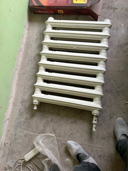 Продам чугуный   батареи