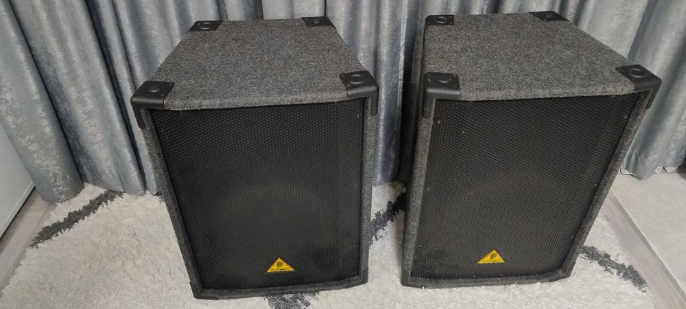 Професионални тонколони Behringer B1520 PRO Eurolive