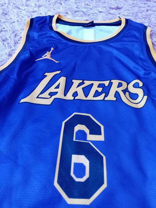 Чисто нов оригинален екип на Los Angelis Lakers - LeBron James