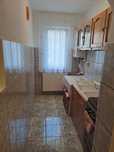 Apartament de închiriat.