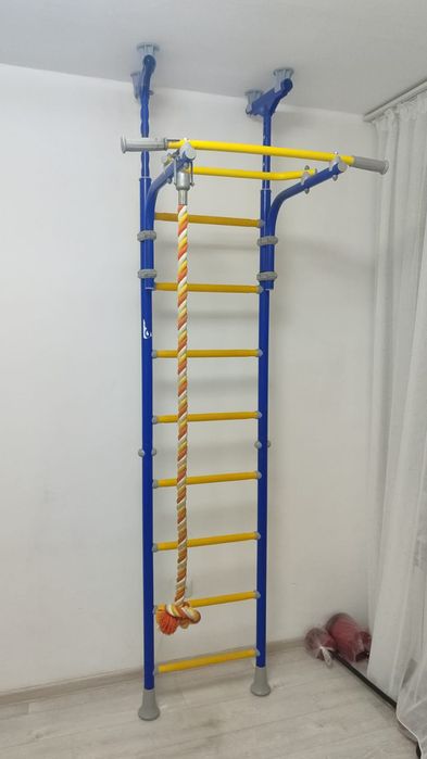 Продам шведская стенка турник
