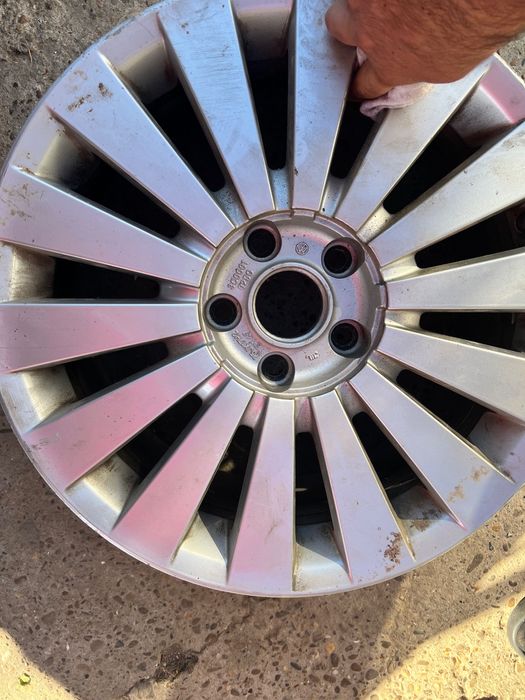 Jante VW passat b6 r17