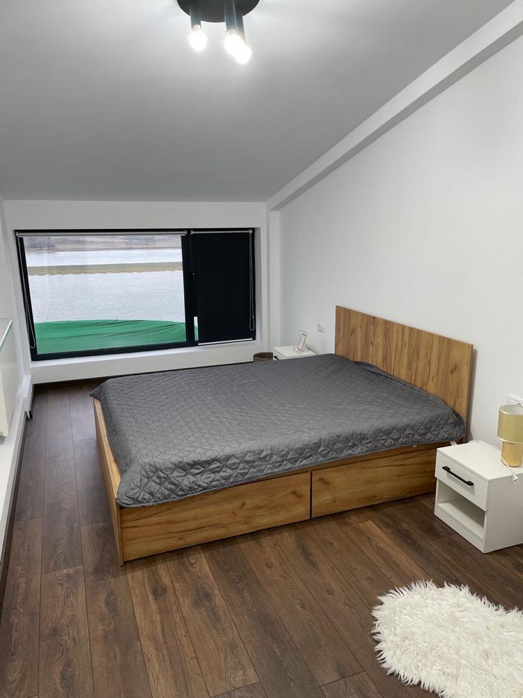 Apartament 4 cam, faleza