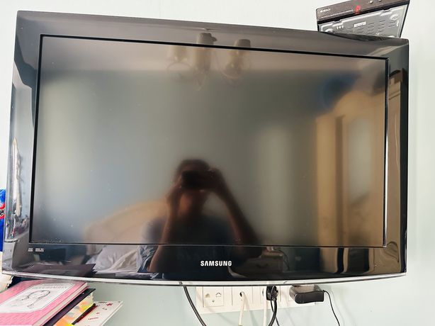 Телевизор Samsung 80 см диагональ экрана