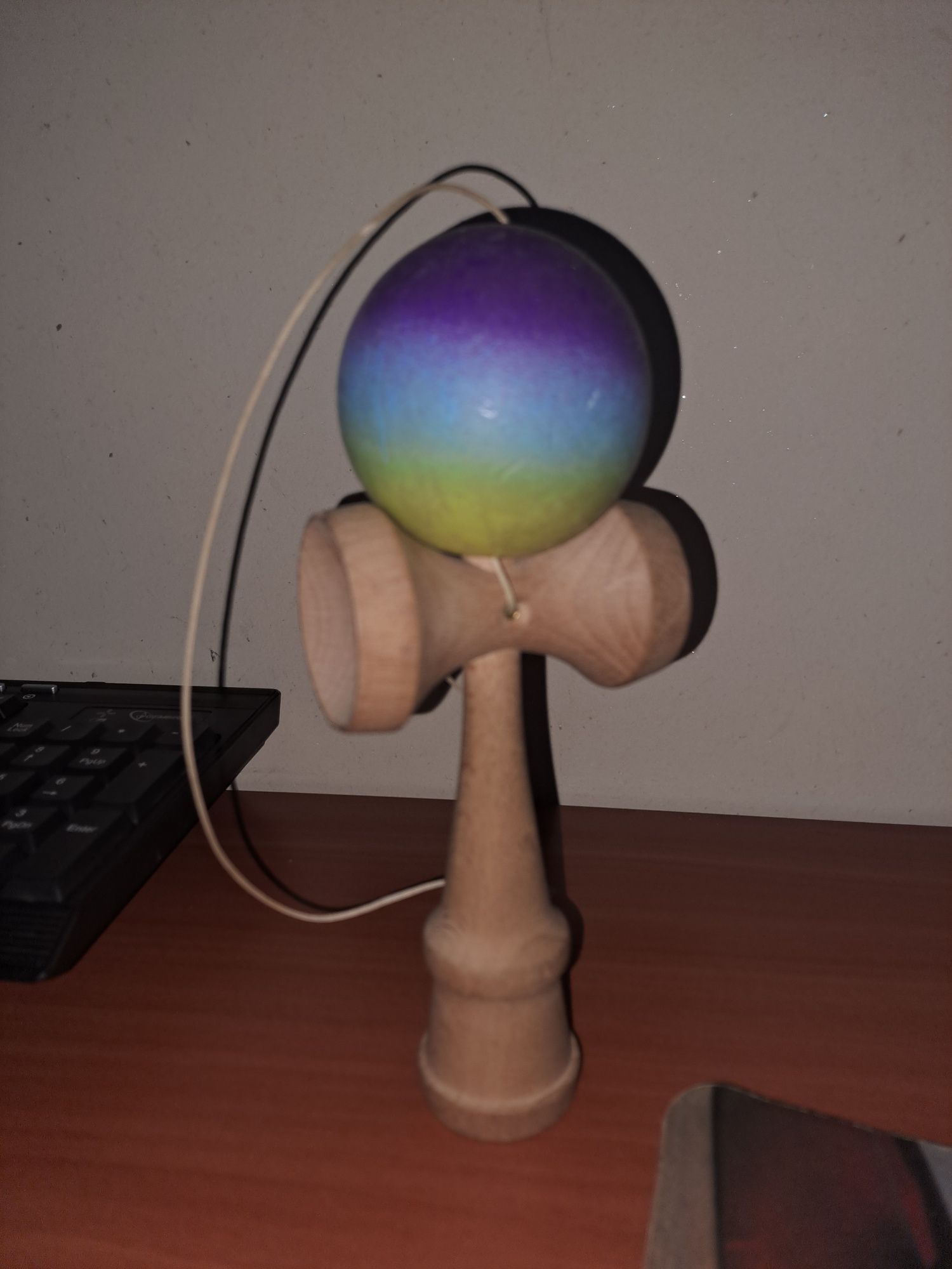 Kendama multicolora SCORPIO