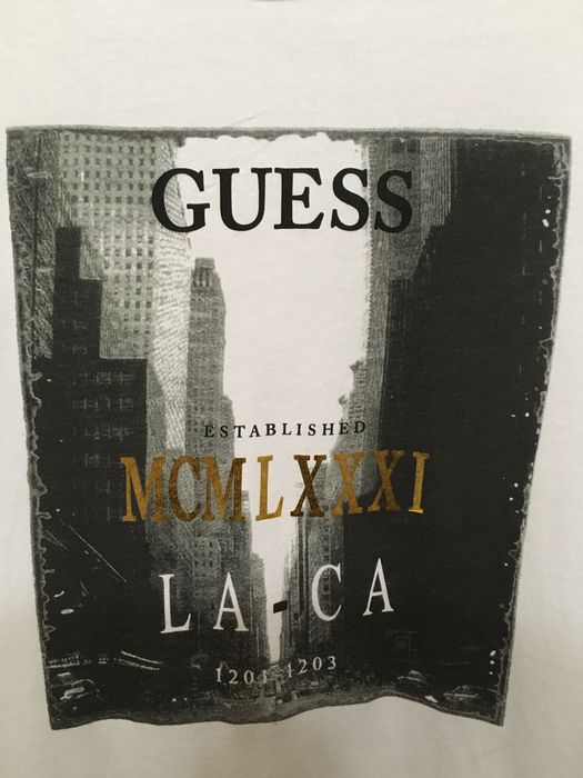 Guess - Tricou dama cu imprimeu