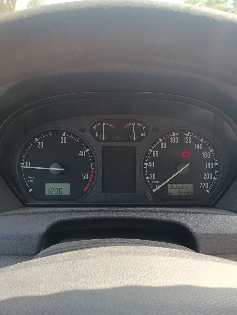 Шкода Фабия 1.9тди